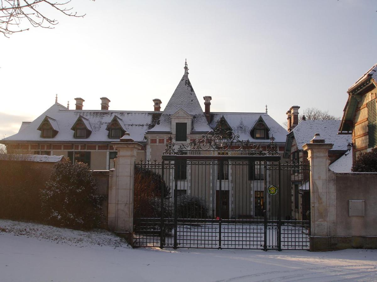 Chateau Le Barreau - Chambres D'Hotes Chemilly-sur-Yonne Exterior photo